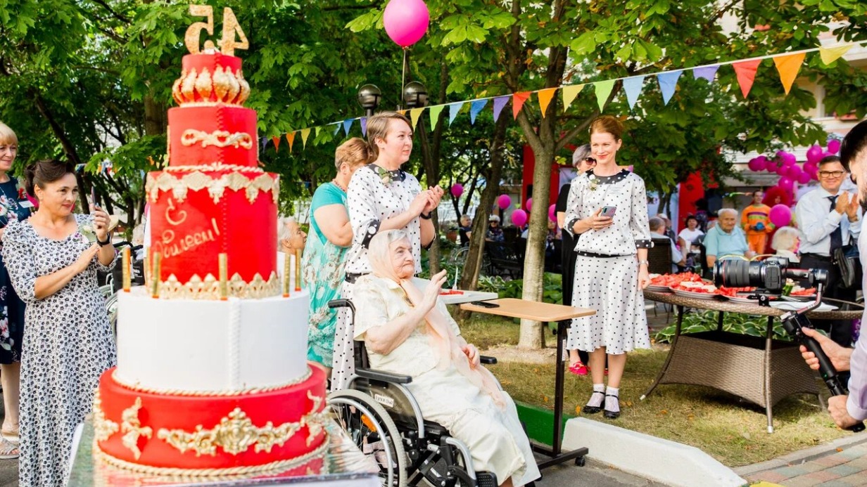 Столичные социальные учреждения отмечают круглые даты 