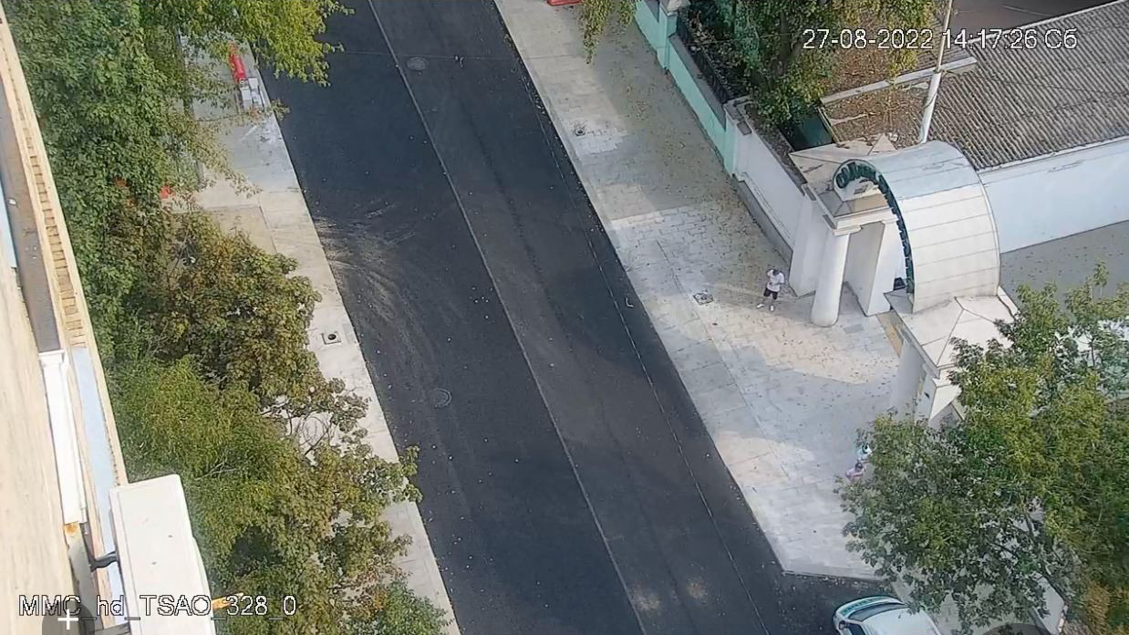 Необычный дорожный знак в Басманном районе оказался выходкой хулиганов