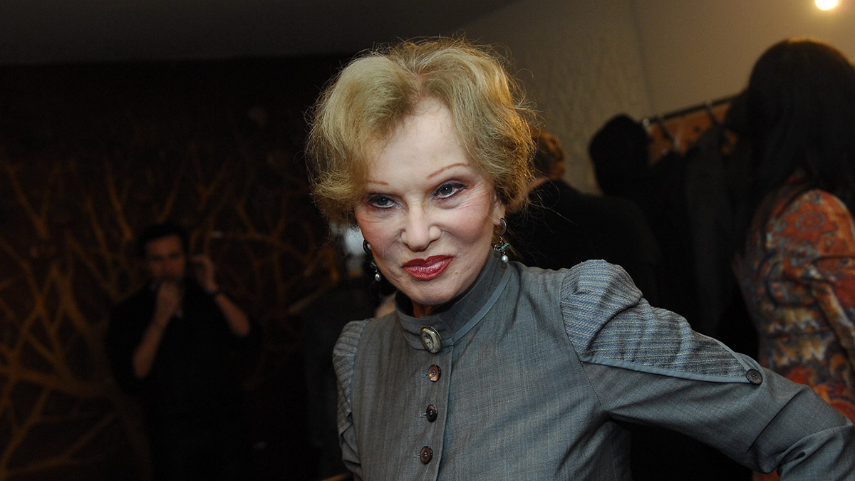 «Бомжатник!»: внучка Гурченко захламила квартиру в Москве за 30 миллионов рублей