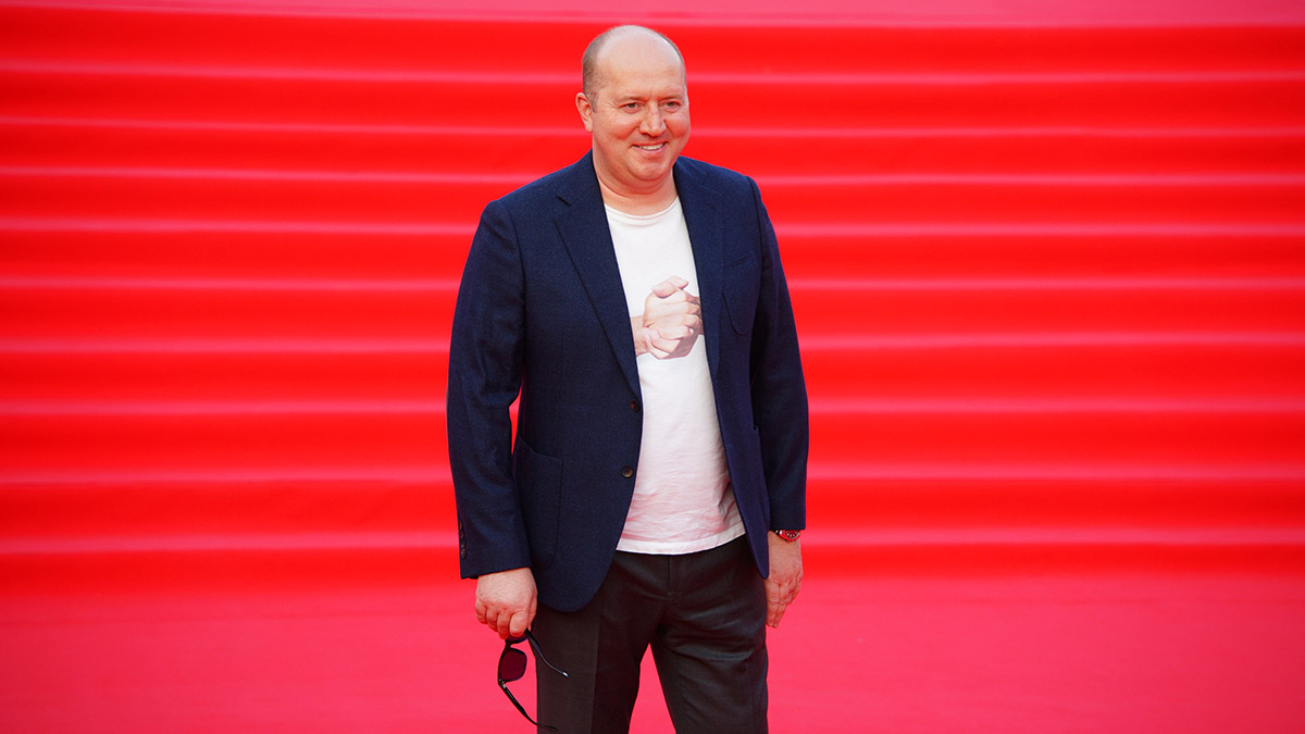 «Все привыкли, что я лысый веселый дяденька»: Бурунов — о роли в «Слове пацана»