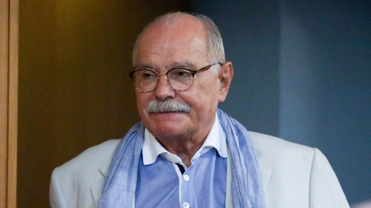 Михалков подал в суд на режиссера Досталя