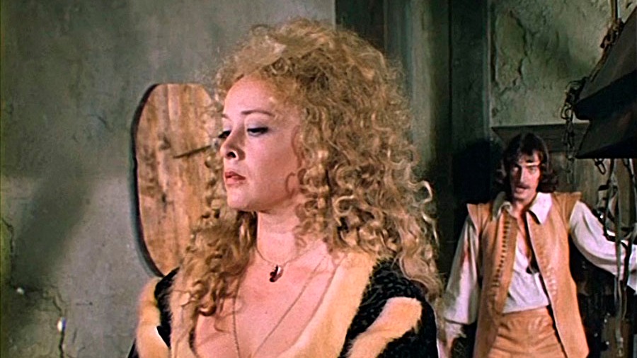 Истории из жизни известной актрисы станут книгой