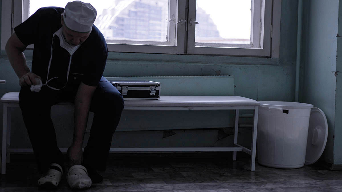 Депздрав Москвы назвал сообщения об операционных в бомбоубежищах ложными