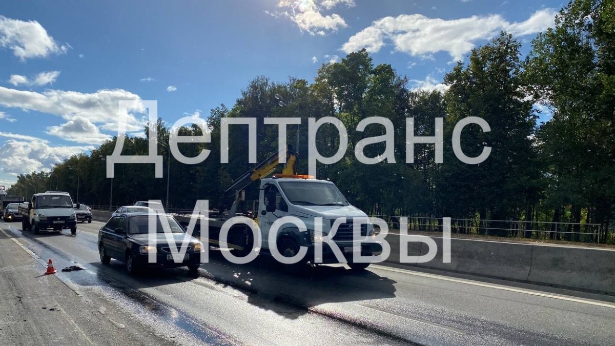 Движение на Калужском шоссе восстановили после ДТП