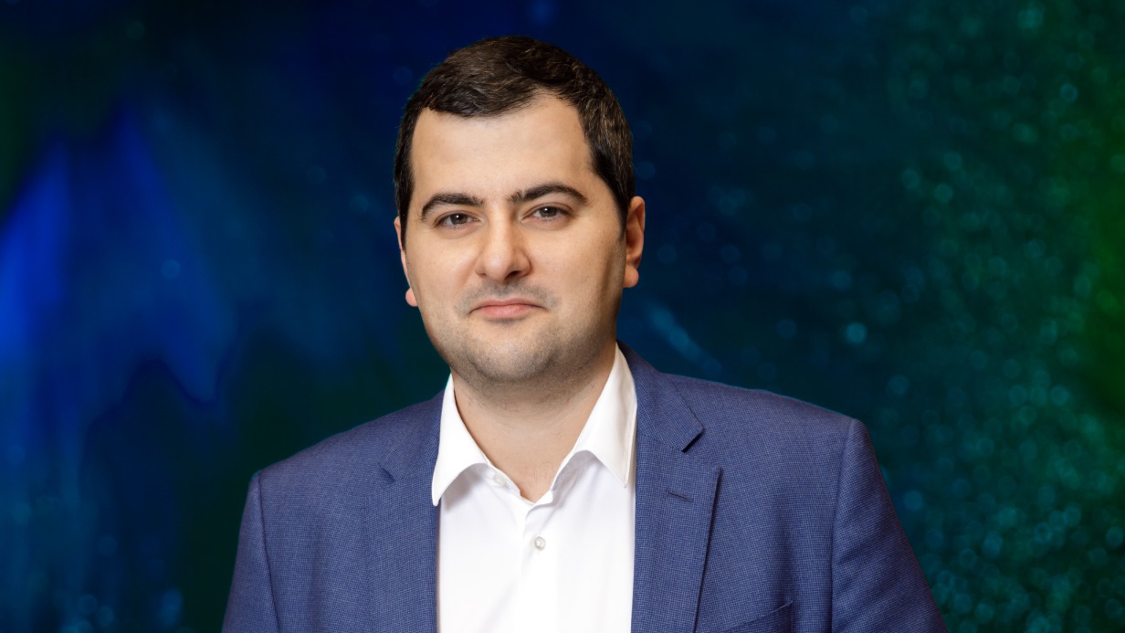 Владислав Овчинский: В Москве увеличат переработку вторсырья для производства канцелярии