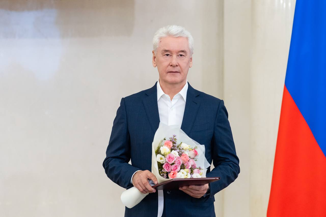 Собянин вручил премии Москвы в области литературы и искусства