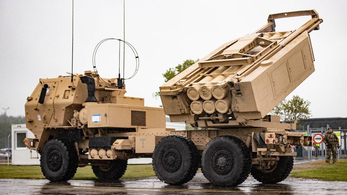 США отправят на Украину боеприпасы для РСЗО HIMARS и высокоточные снаряды