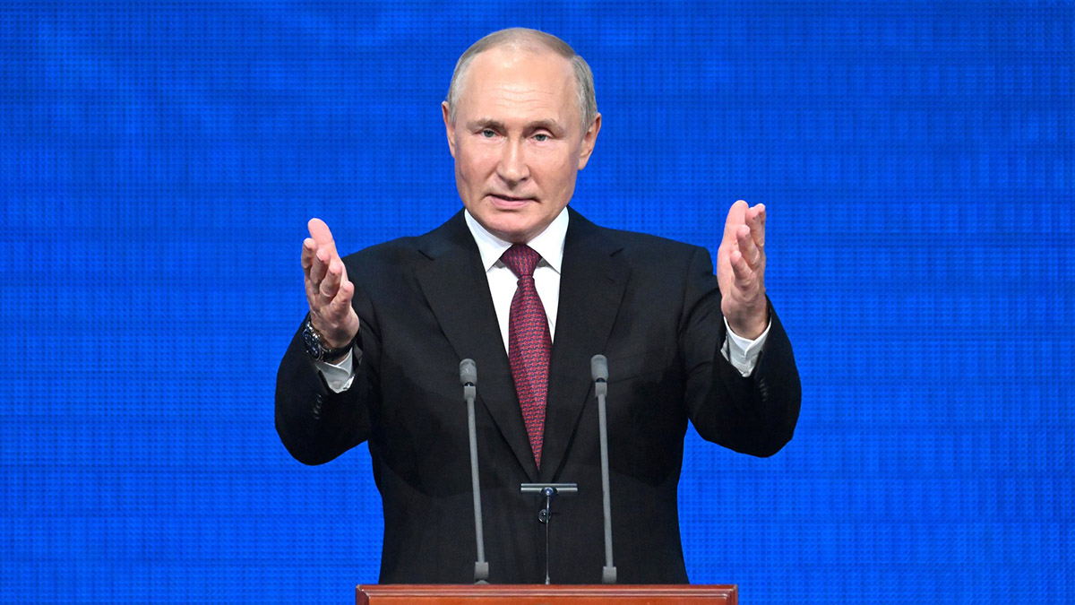 Неожиданную вещь скажу»: Путин заявил, что ЛГБТ-люди — тоже часть общества
