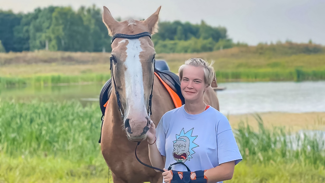 Хобби–терапия помогает самовыражаться воспитанникам центров для детей–сирот 