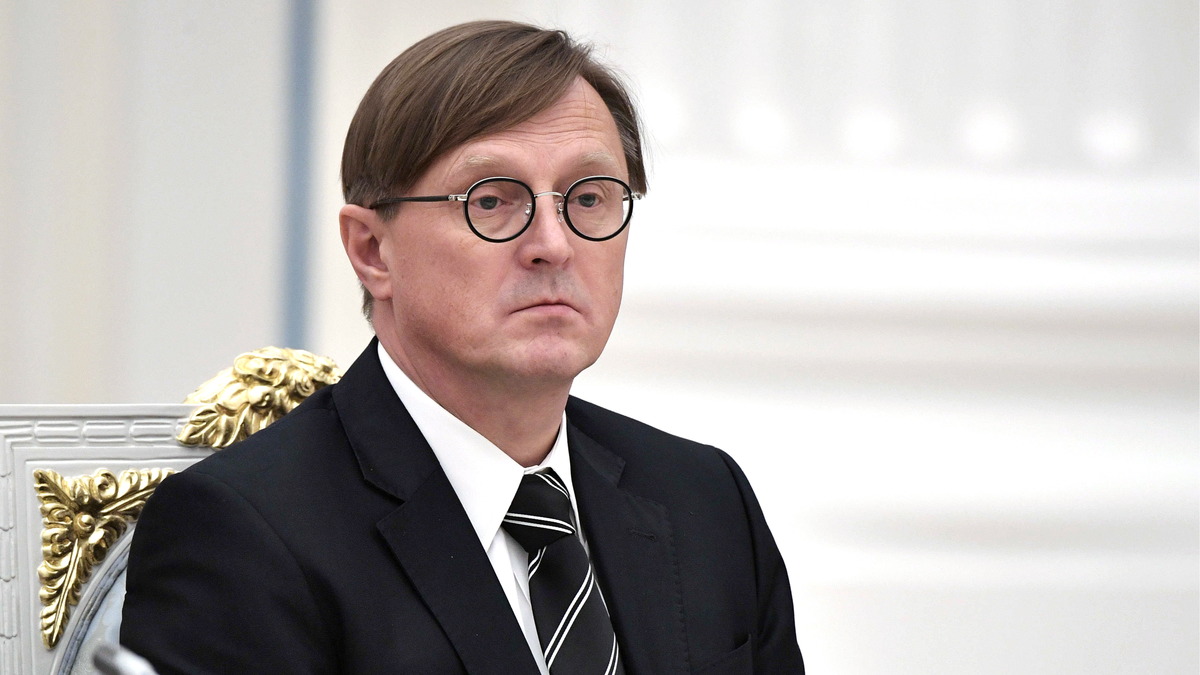 Конституционный суд принял отставку судьи Арановского