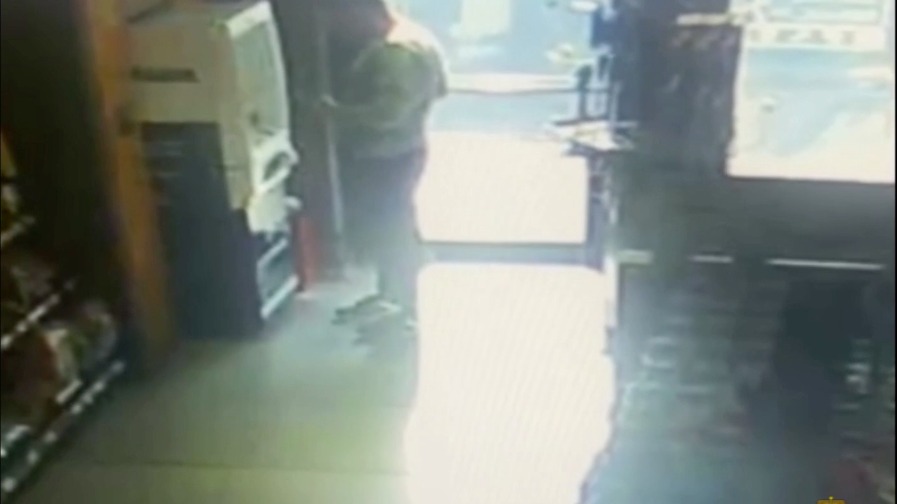 150 тысяч рублей за поездку: мошенники обманули москвича, которого согласились подвезти