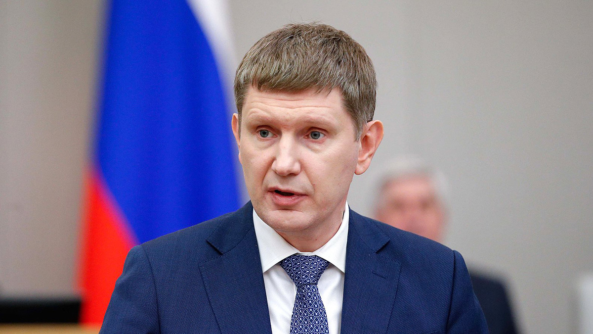 Два российских министра остались без света на совещании с Путиным 