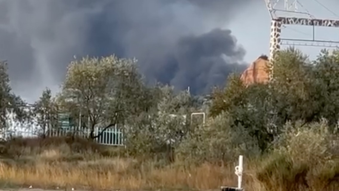 Развожаев сообщил о возгорании самолета в аэропорту Севастополя