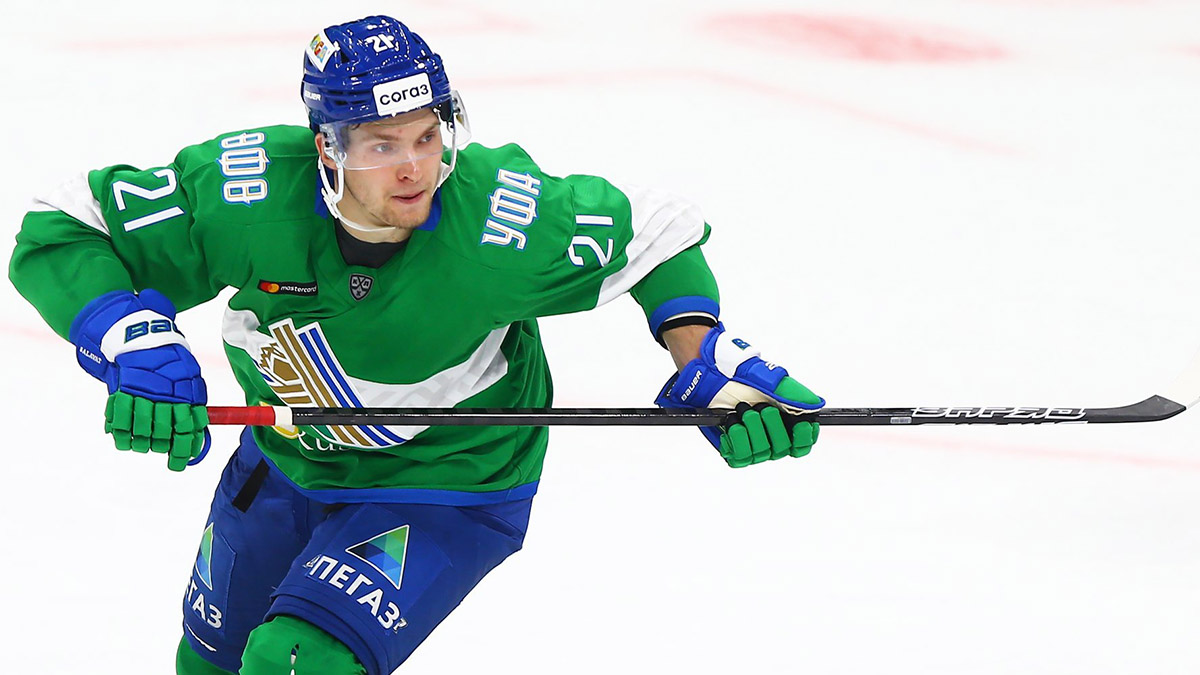 Хоккеиста Лукина оштрафовали на 2,2 миллиона рублей за взятку ради уклонения от армии