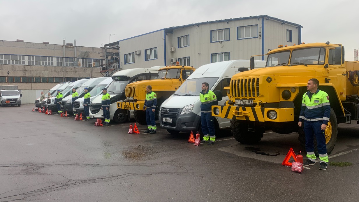 Стартовала ежегодная подготовка экипажей Московского авиацентра к работе в летний сезон