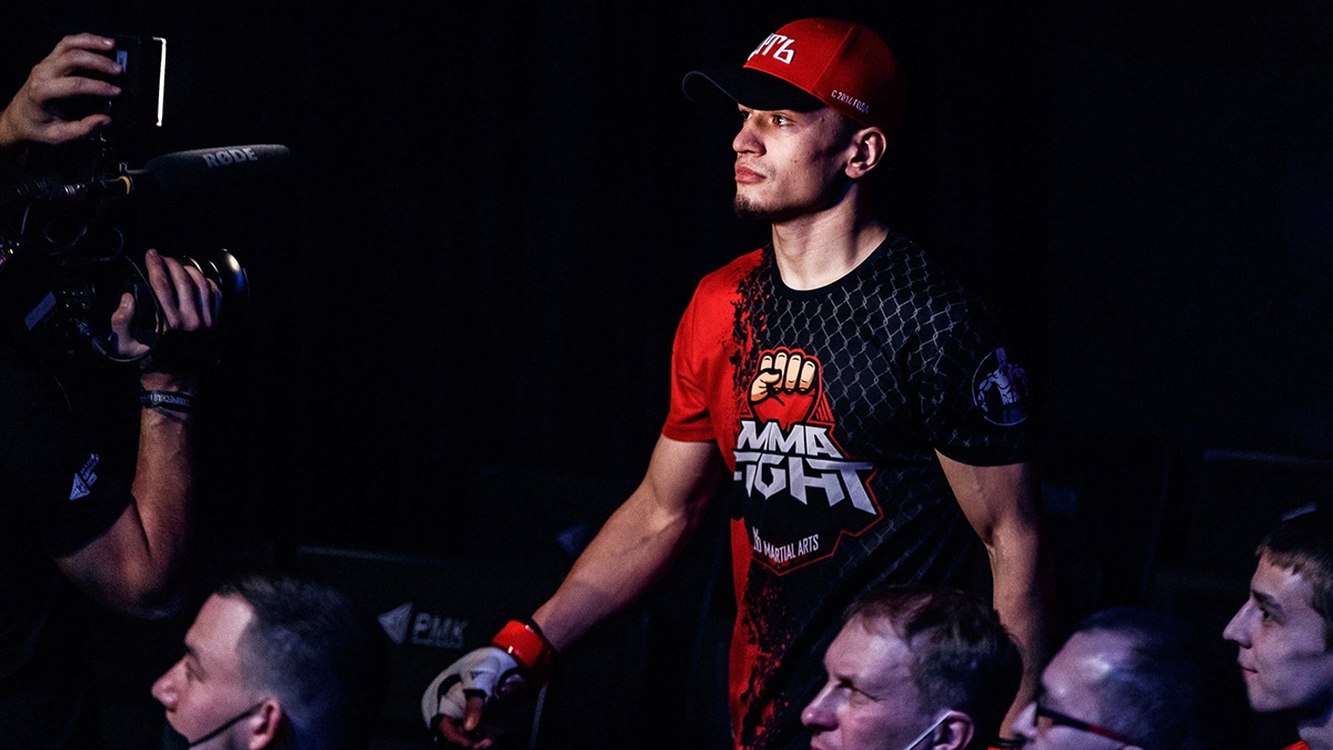 Боец ММА Равиль Коробов получил повестку