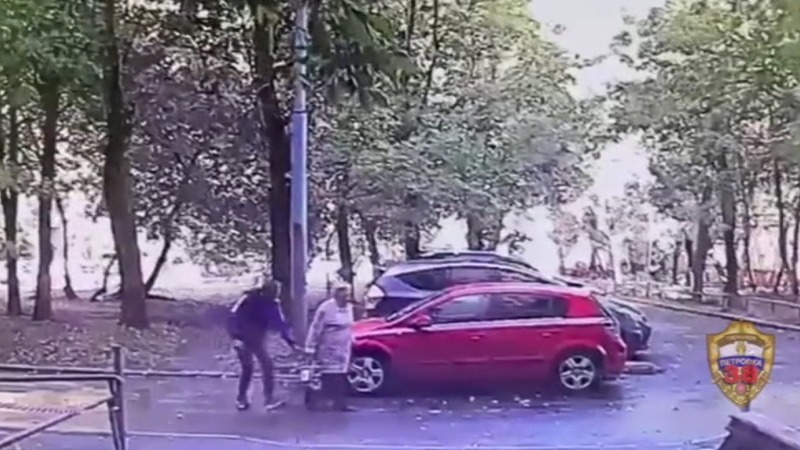 Мужчина на юго-западе столицы ограбил несколько пенсионерок
