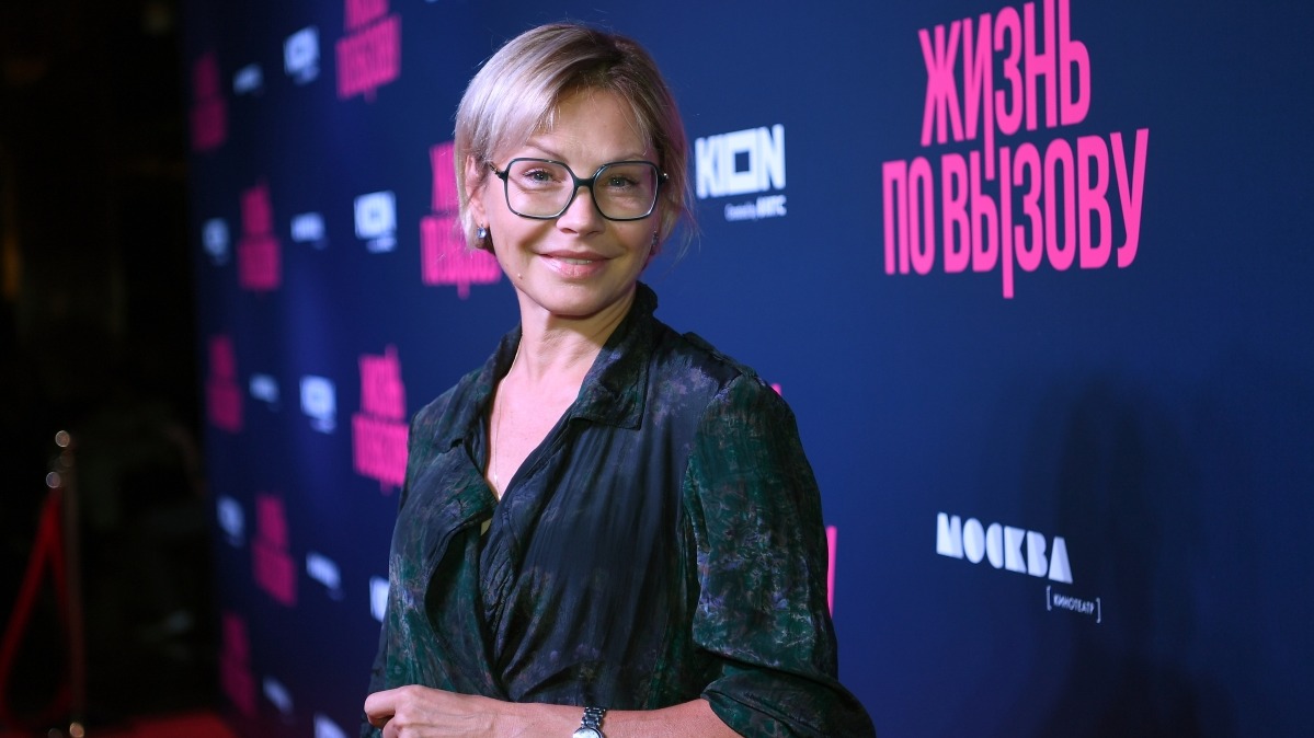 Актриса Алена Бабенко на премьере сериала «Жизнь по вызову» режиссера Сарика Андреасяна в кинотеатре «Москва»