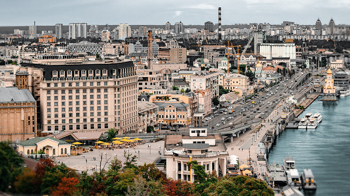 «Военная хроника»: Три ракеты «Кинжал» нанесли удар по объектам ВСУ в Киеве
