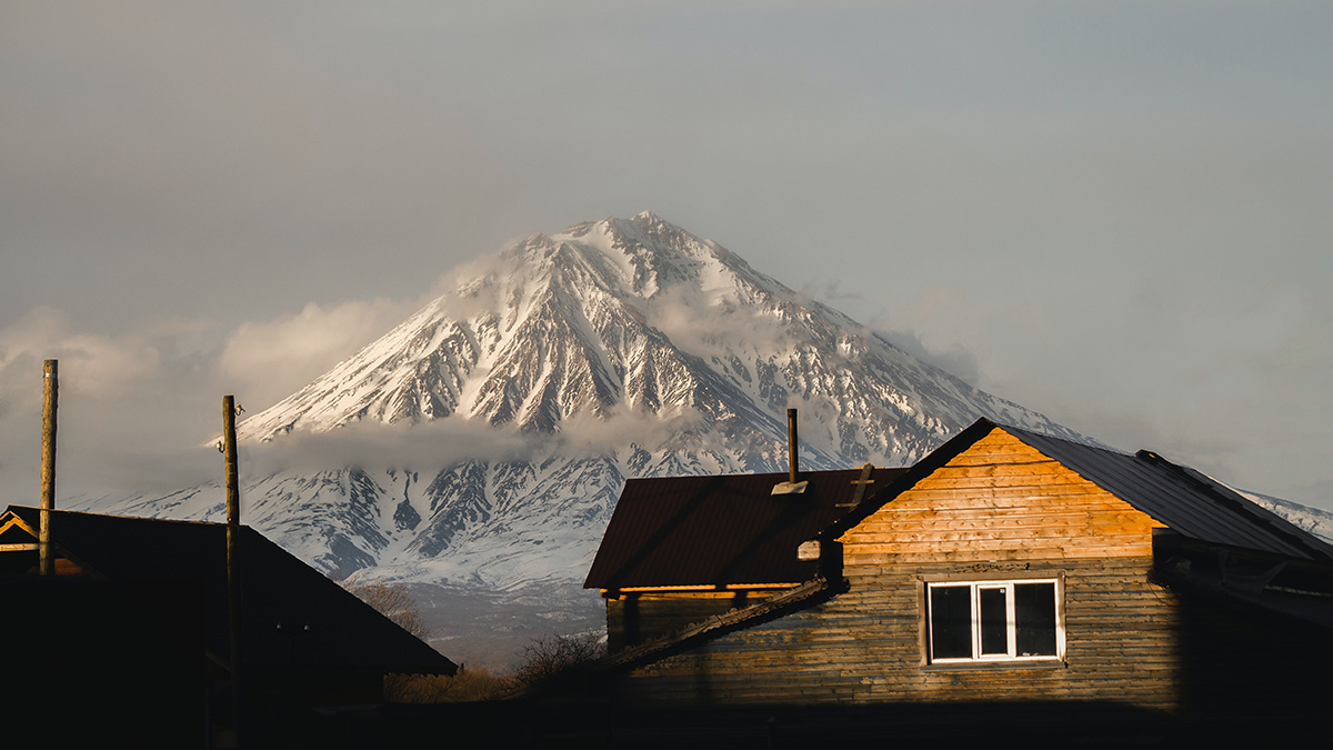 Угрозу цунами на Камчатке отменили