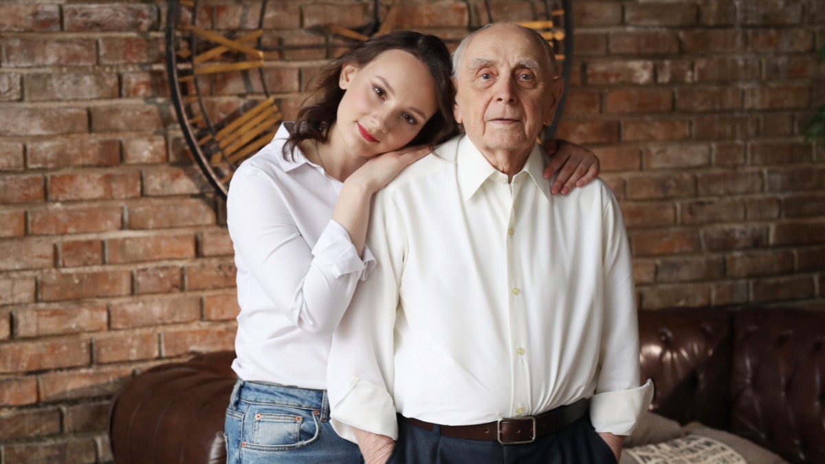 Авиация стала делом жизни для инженераконструктора Игоря Николаевича Сказки и его внучки Даши 