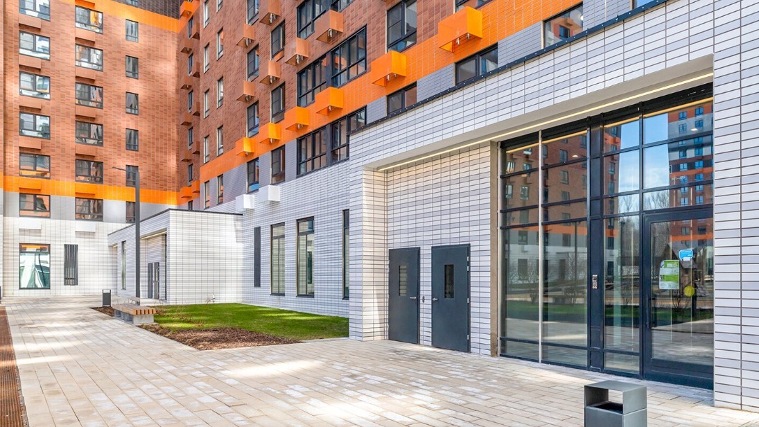 Магазины и пункты выдачи заказов открываются в новостройках по реновации в Новой Москве