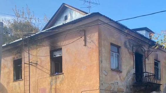 Мужчина облил горючей жидкостью и поджег знакомую в Подмосковье