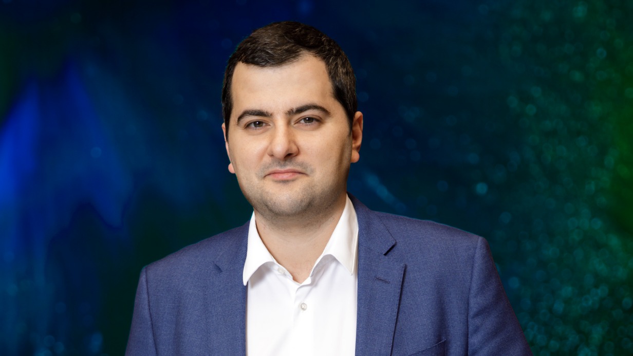 Владислав Овчинский: в Москве разработали инновационные зарядные станции для электромобилей