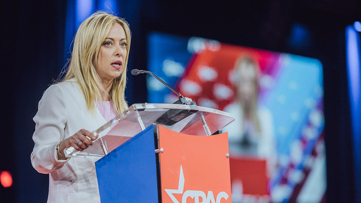 Экс-премьер Италии раскритиковал Мелони после ее разговора с пранкерами из РФ