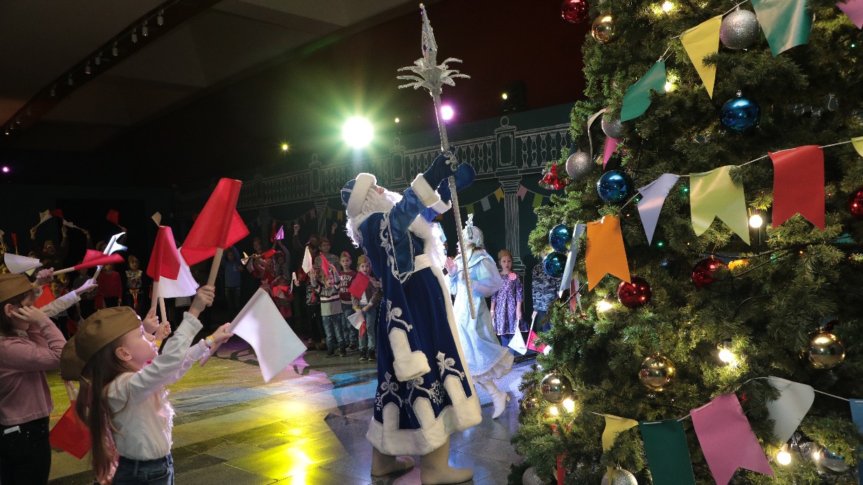 Музей Победы запустил международный конкурс открыток к Новому году