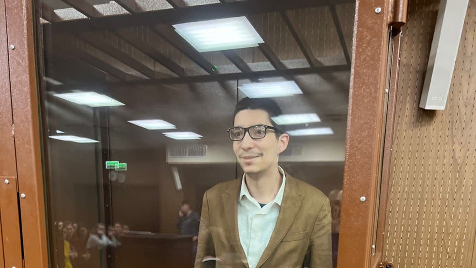 Акционист Крисевич получил 5 лет колонии за перформанс со стрельбой на Красной площади