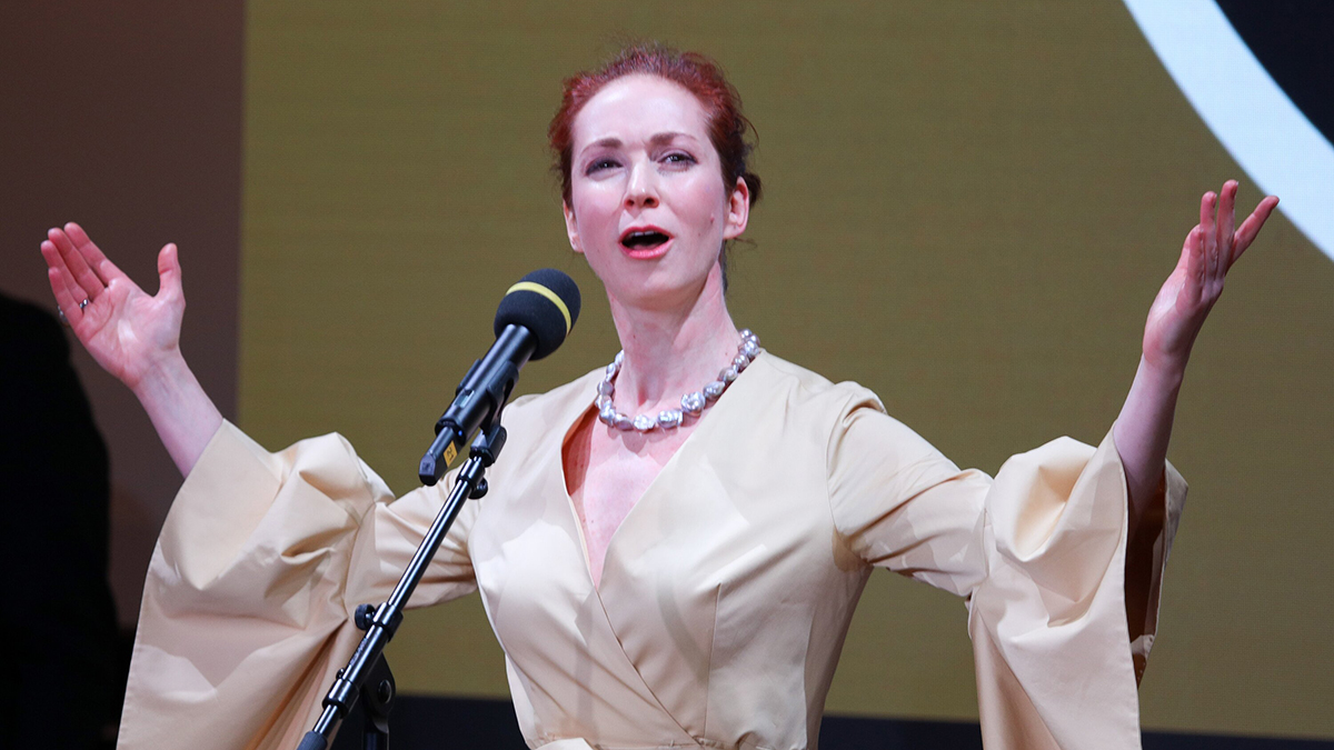 «Анна на таблетках»: директор «Ленкома» рассказал о состоянии Большовой после смертельного ДТП