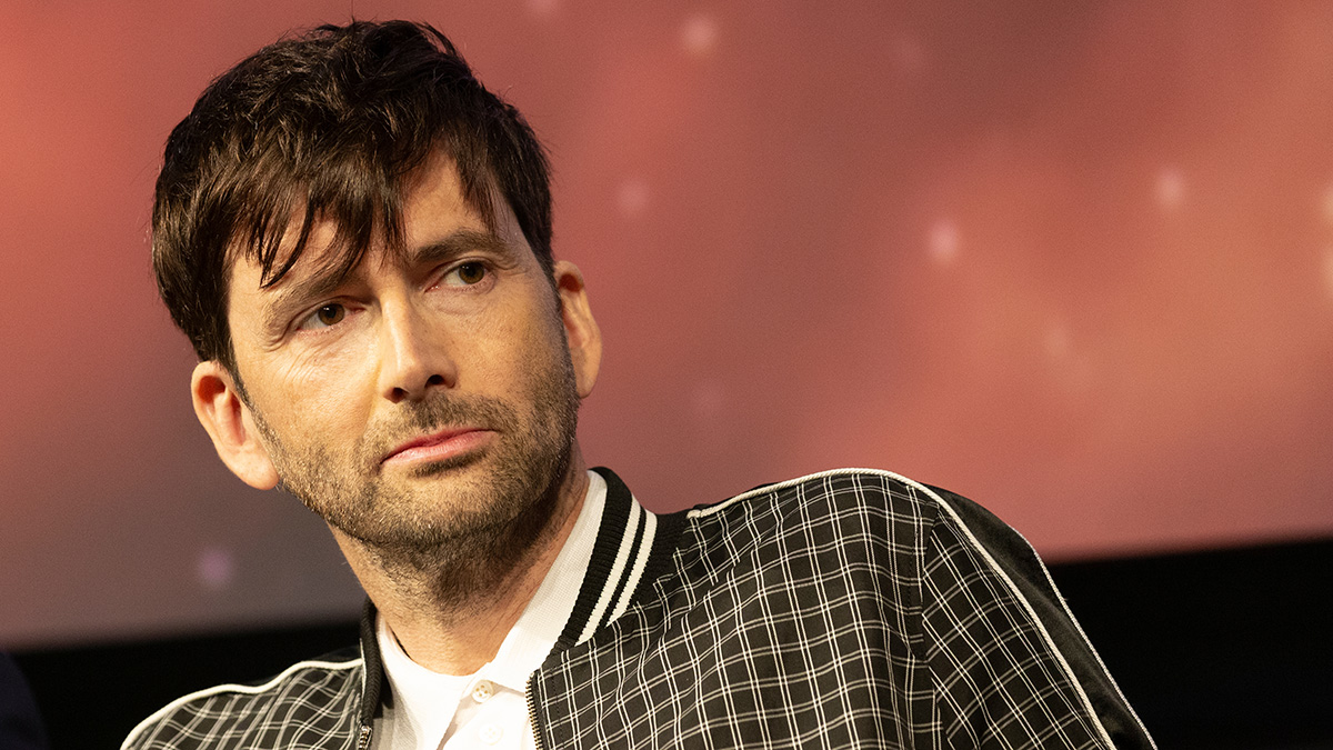 Звезда «Доктора Кто» Теннант получил травму во время съемок интимной сцены