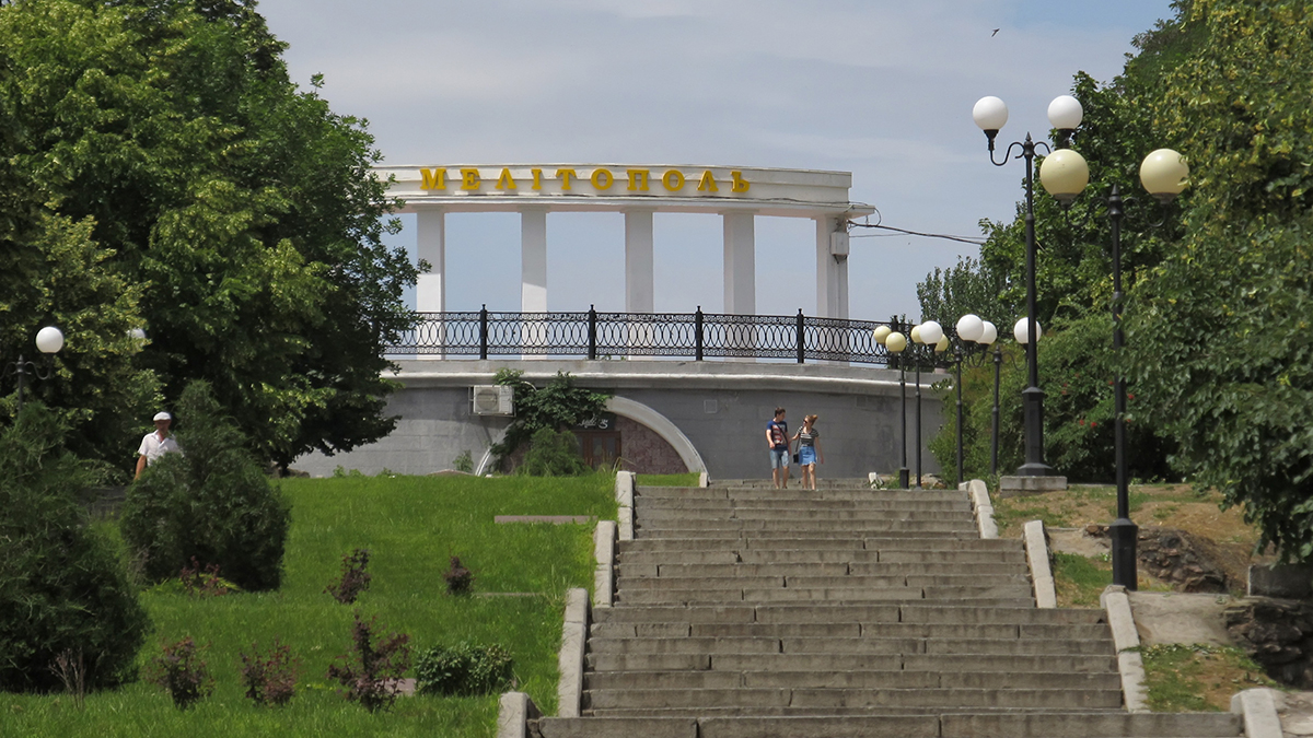 В Мелитополе сработало самодельное взрывное устройство рядом с жилым домом