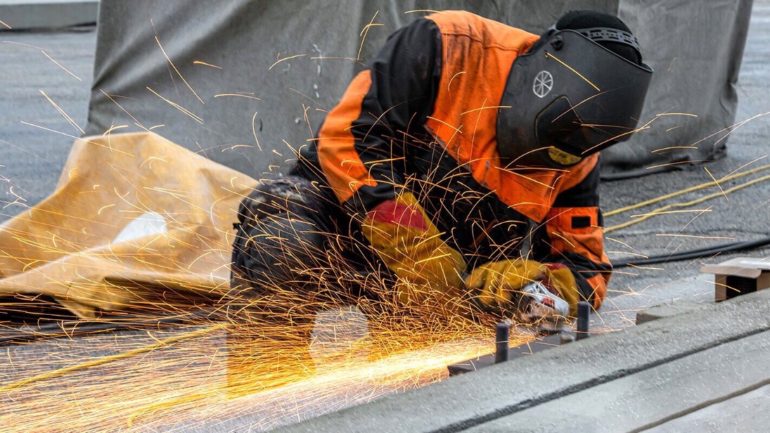 Улицу Ивана Франко на западе Москвы реконструируют