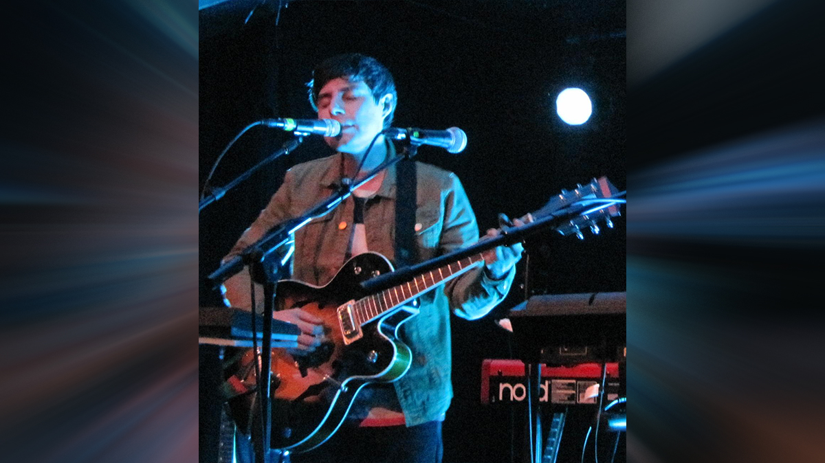 Умер 40-летний основатель группы Low Roar Райан Каразия