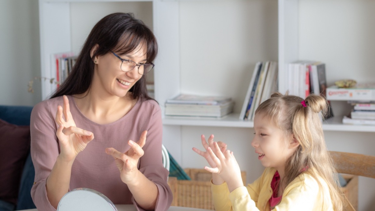 Анна Серова — учитель-дефектолог в Реабилитационной школе-интернате № 32