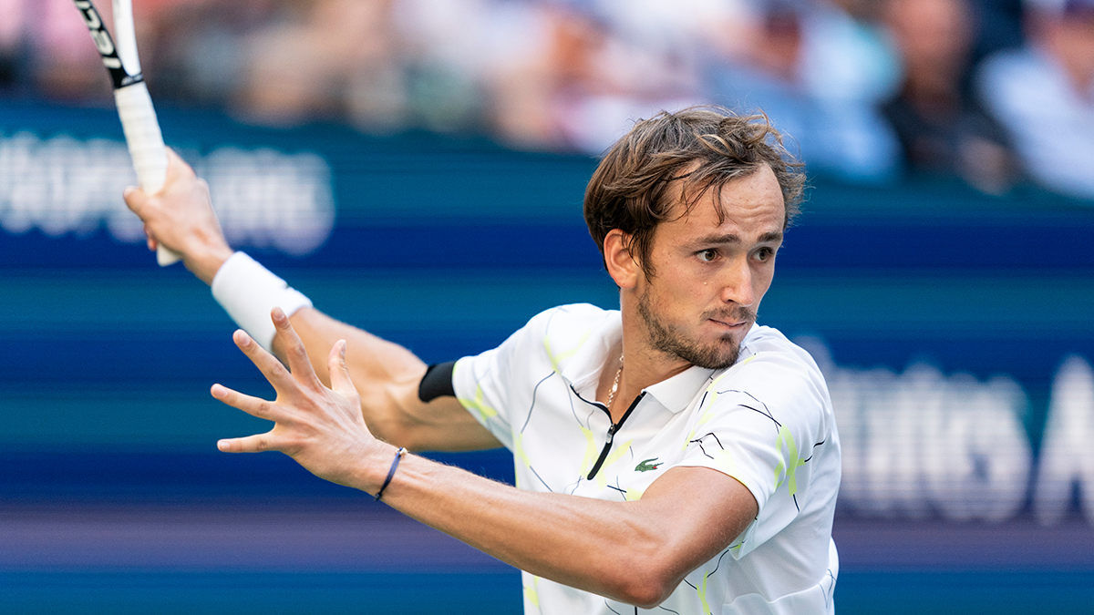 Теннисист Медведев объяснил перепалку с судьей в матче на US Open