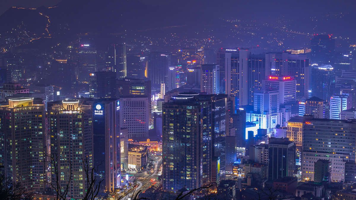 СМИ: Военная техника появилась на улицах Сеула