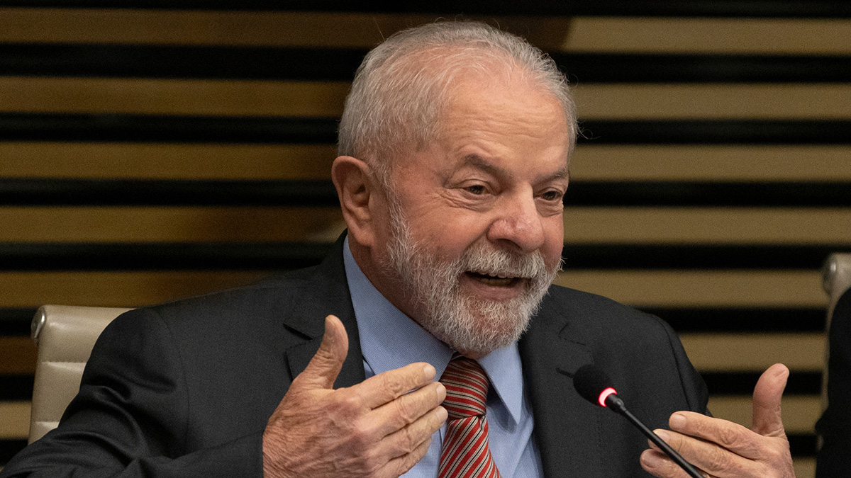 Лула да Силва планирует обсудить с Путиным просьбы Зеленского о переговорах