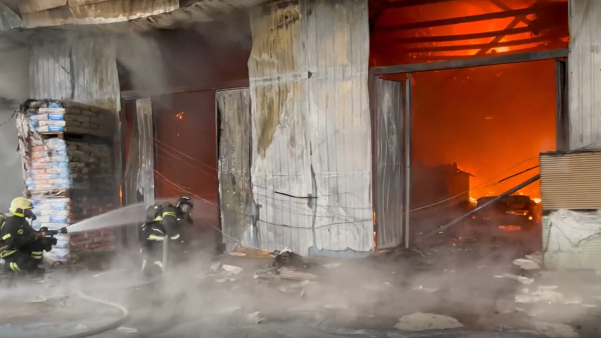 Прокуратура контролирует расследование причин пожара в Новой Москве