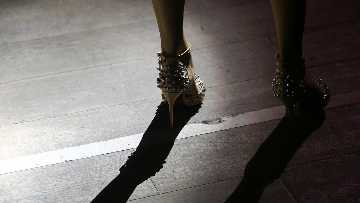 Трансгендеры* напали на россиянина в Таиланде и разбили ему голову шпильками