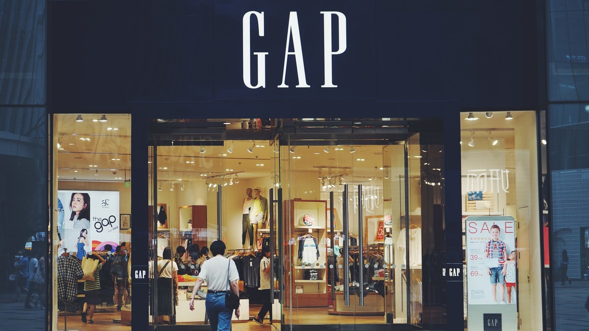 Брокеры заявили о планах Gap покинуть рынок России