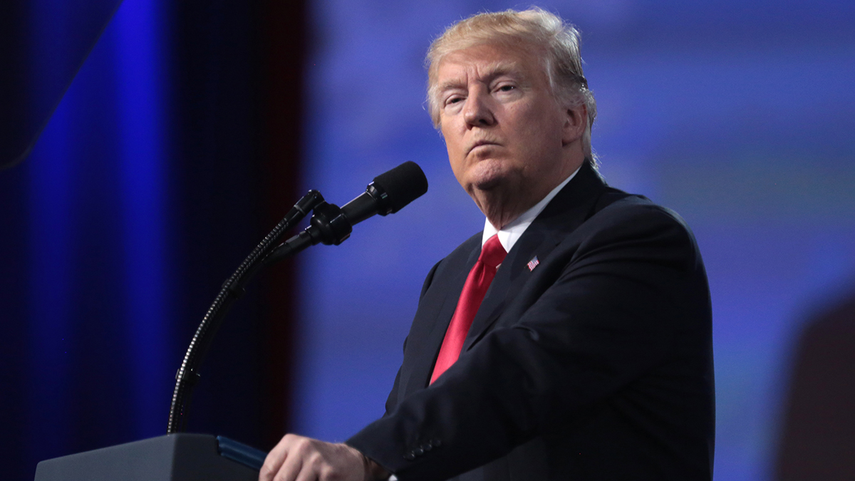 Трамп: США при Байдене превратились в «большой жирный провал»