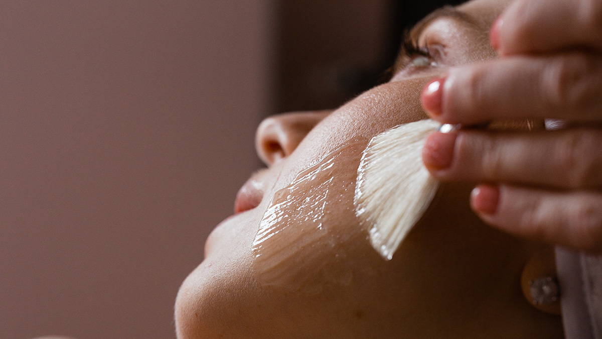 Феноловый пилинг: опасность, эффективность