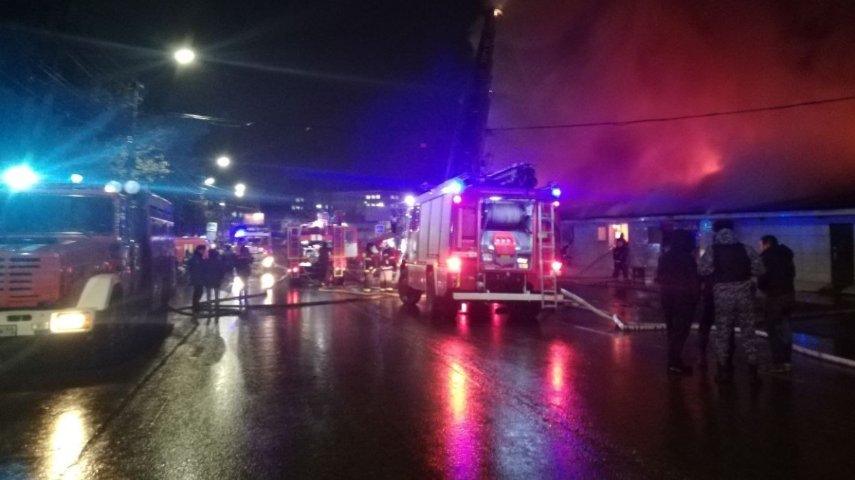 Количество погибших при пожаре в клубе-кафе в Костроме увеличилось до 13