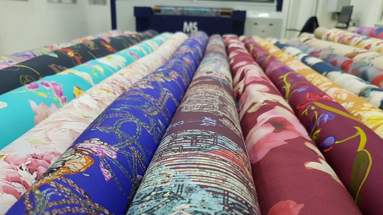 Владислав Овчинский: На базе текстильной компании заработала онлайн-платформа быстрой печати на ткани