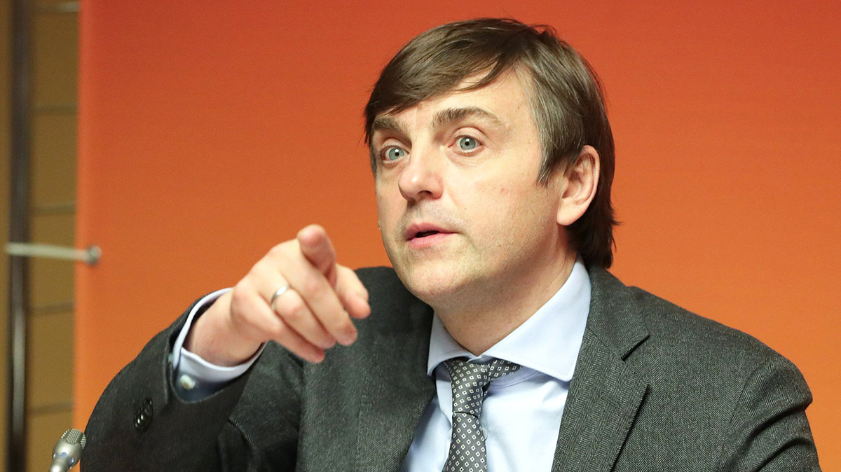 Кравцов рассказал, будет ли переход в Max обязательным для учителей