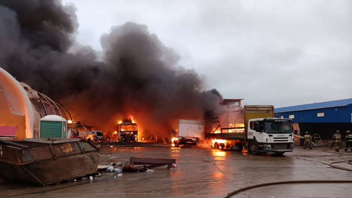Появились подробности о возгорании бензовоза в Подмосковье