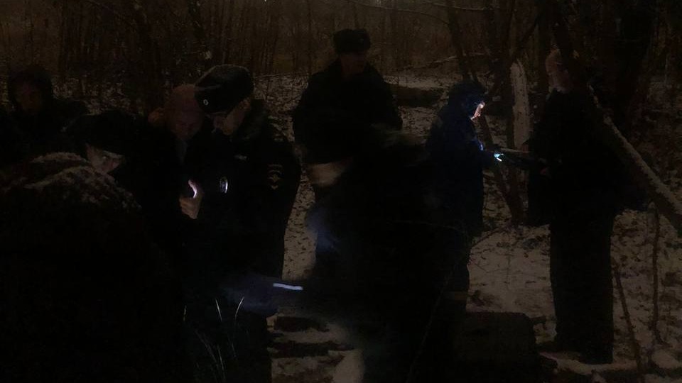 Тело мужчины со следами насильственной смерти обнаружили на западе Москвы